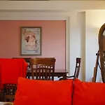 Spacious 120sq Flat * Wolos