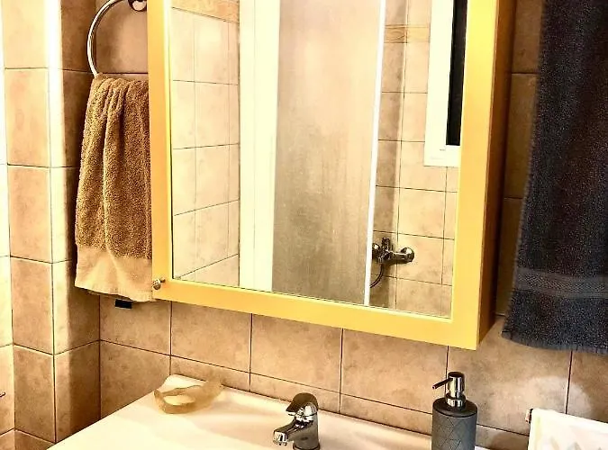 Spacious 120sq Flat Apartament