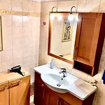 Apartment Spacious 120sq Flat