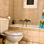Spacious 120sq Flat Apartment *