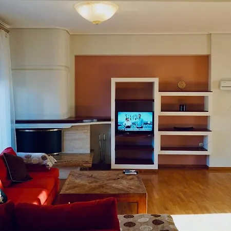 Spacious 120sq Flat דירה *