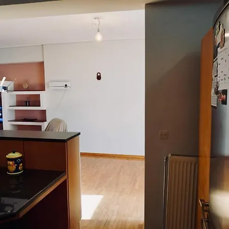 Central Spacious 120sq Flat Apartment Volos