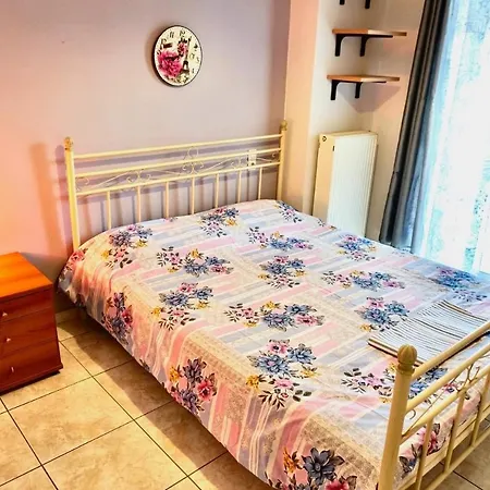 דירה Spacious 120sq Flat