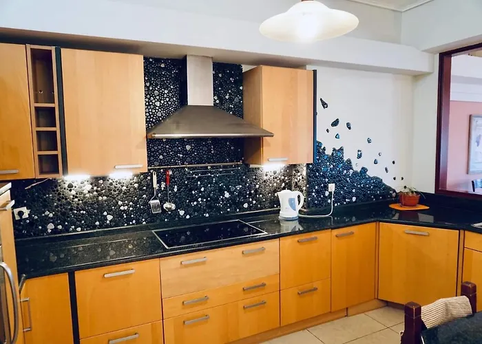 Spacious 120sq Flat Διαμέρισμα